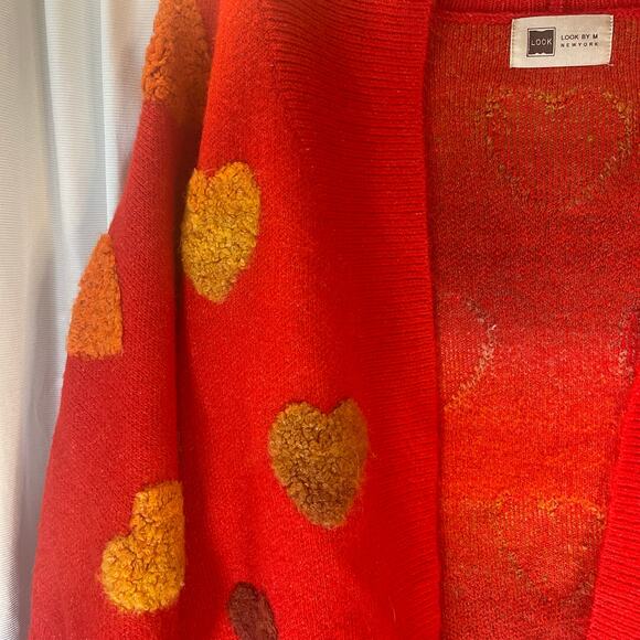 Look by M New York Red with tan hearts one size Cardigan - Picture 5 of 5